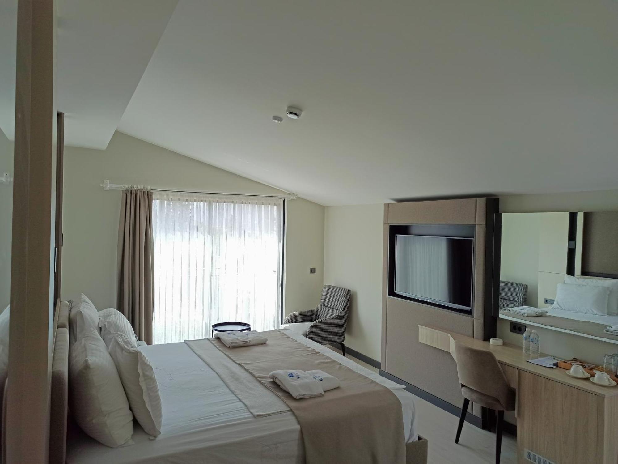 Seatown Hotel Kaş Ngoại thất bức ảnh
